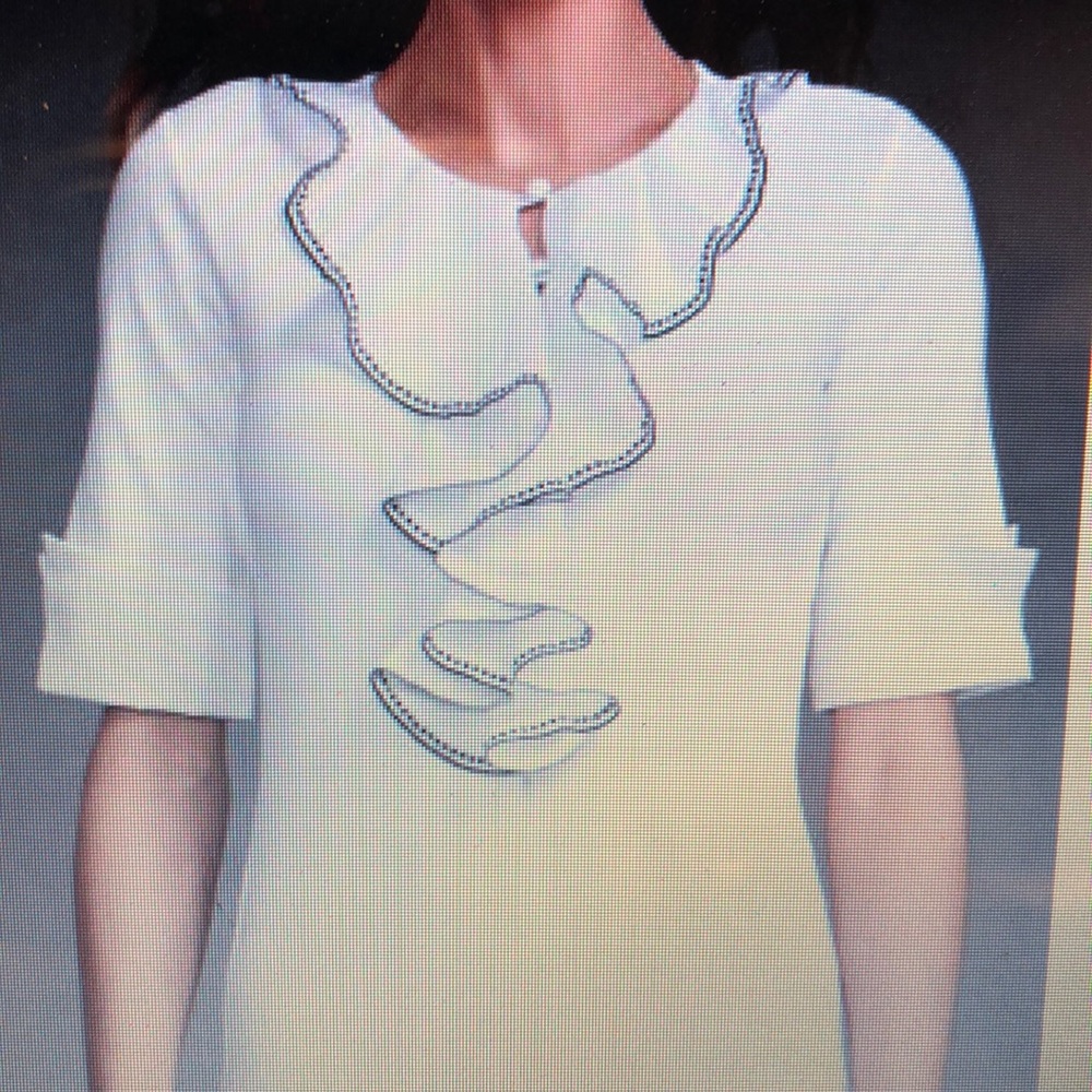 Cabi white knit shirt